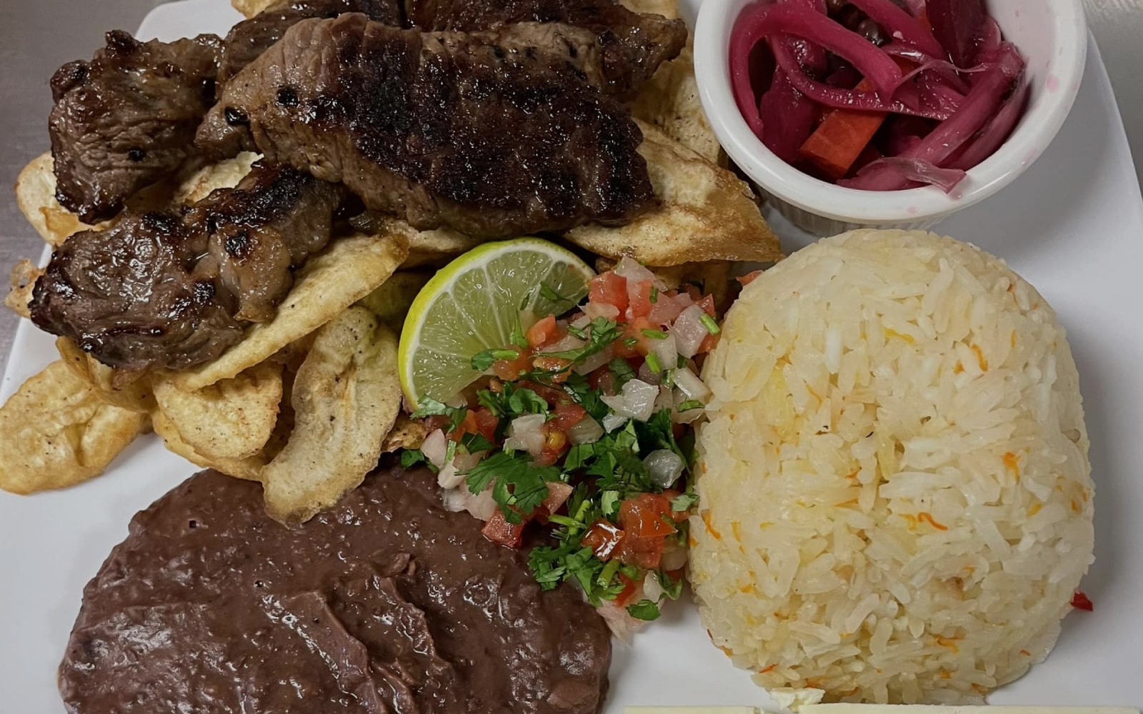 Sabor A Mi Tierra Restaurant Serves Honduran Cuisine in Houston, TX 77055